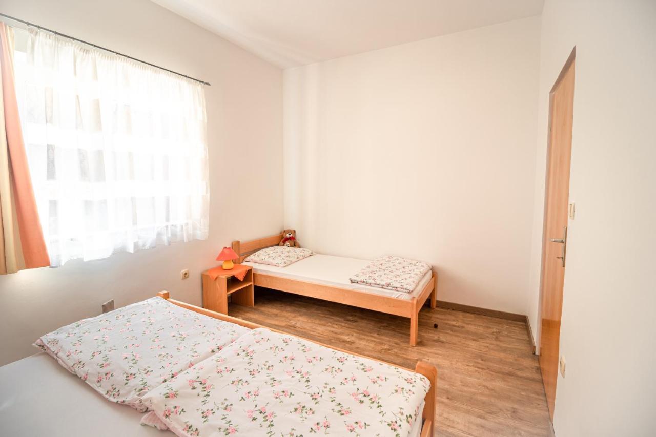 Apartments Sandra คอร์นิช ภายนอก รูปภาพ